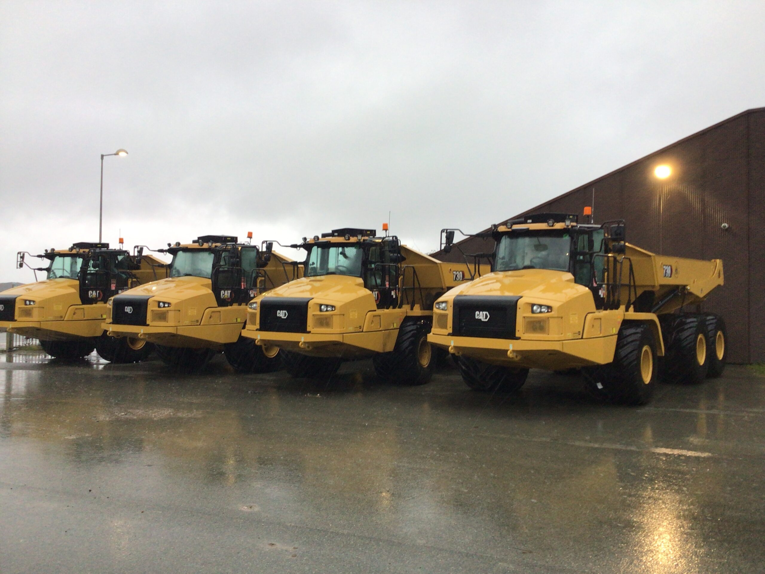Cat 730 dumpere