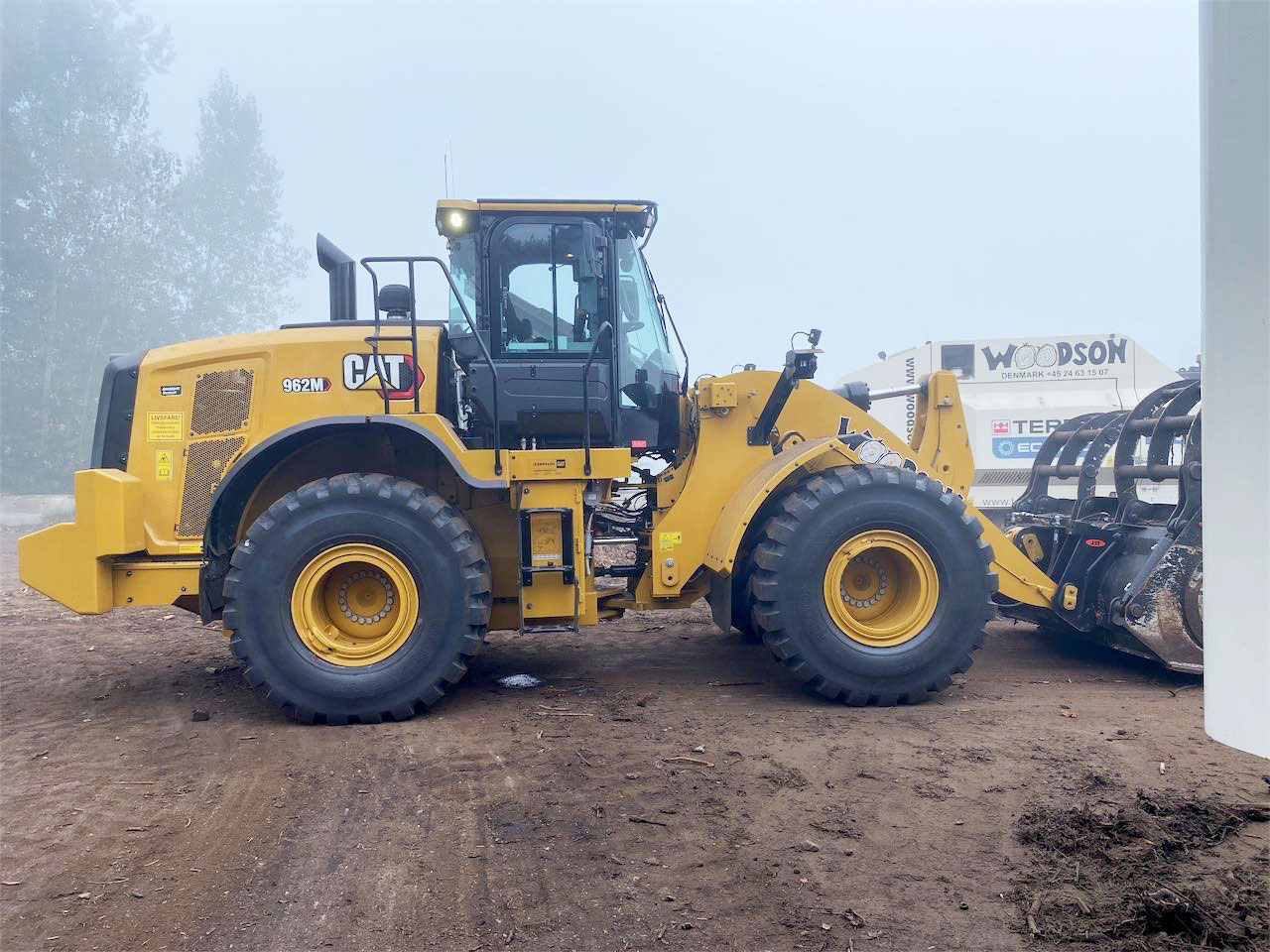 Cat 962M Gummihjulslæsser fra Zeppelin Construction til Woodson